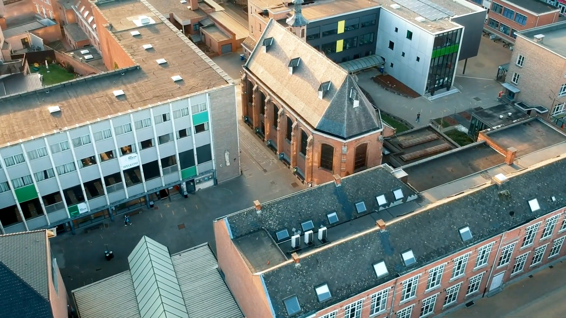 De Bovenschool vanuit de lucht — Sint-Maarten Bovenschool